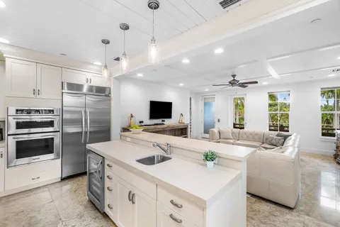 $4,750,000 | 1108 Coconut Row, Delray Beach, FL 33483