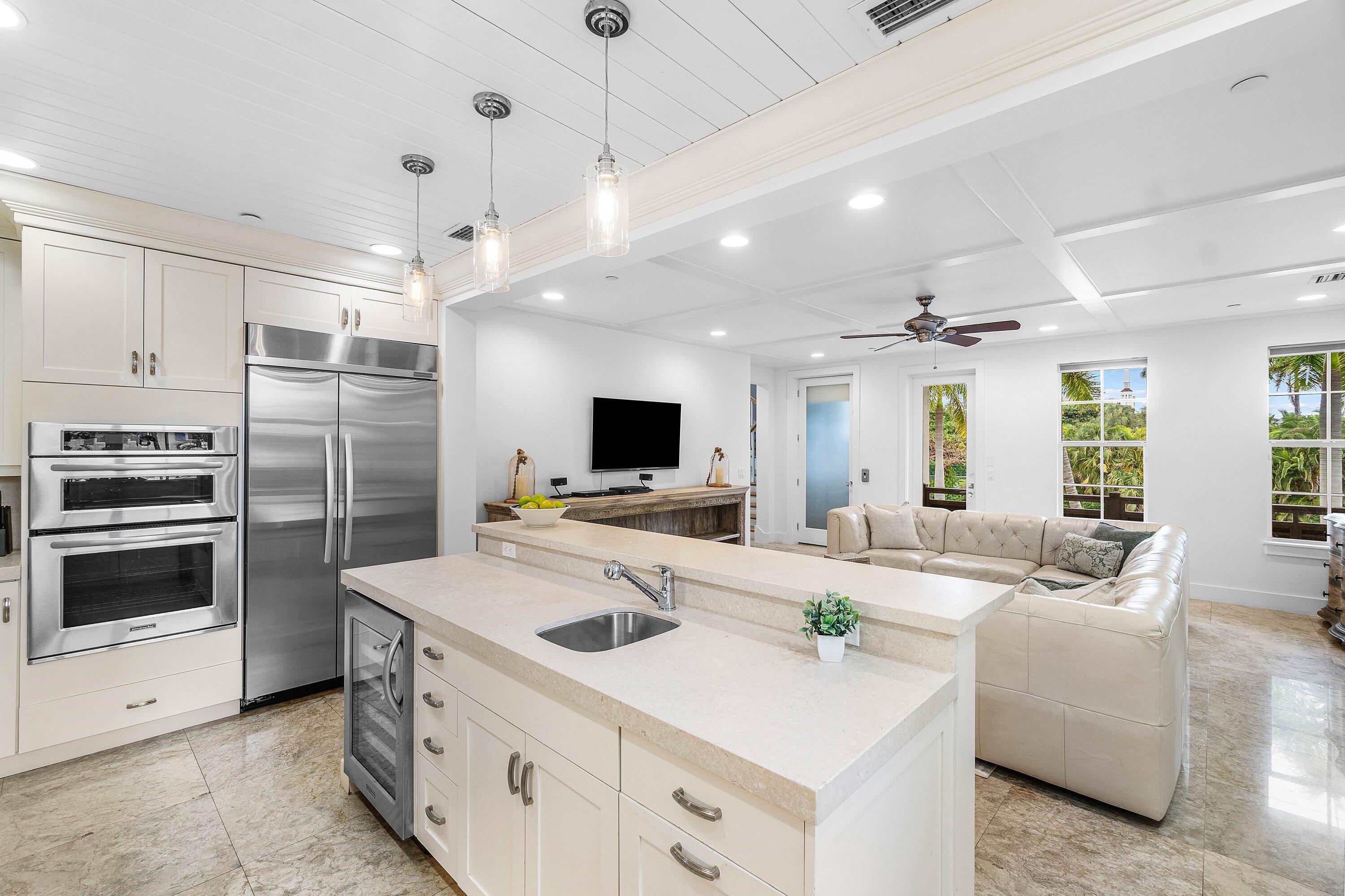 1108 Coconut Row Delray Beach, FL 33483 - Photo 6 of 31 007-1108CoconutRow-DelrayBeach-FL-33483-