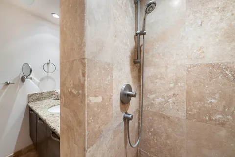 $1,100,000 | 3741 Lower Honoapiilani Road, Unit 308, Lahaina, HI 96761