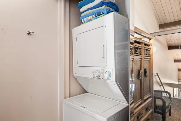 $1,100,000 | 3741 Lower Honoapiilani Road, Unit 308, Lahaina, HI 96761