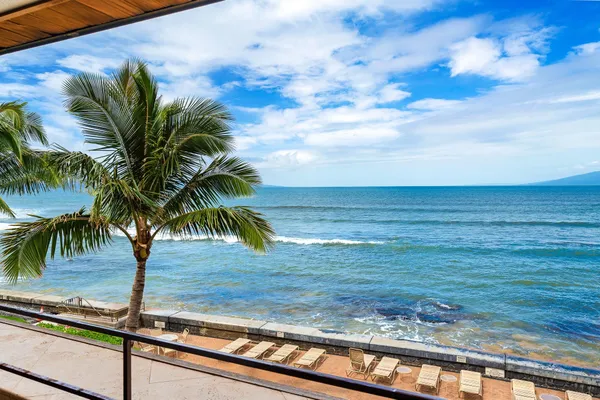 $1,100,000 | 3741 Lower Honoapiilani Road, Unit 308, Lahaina, HI 96761