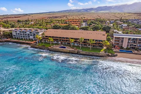 $1,100,000 | 3741 Lower Honoapiilani Road, Unit 308, Lahaina, HI 96761
