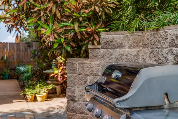 $1,100,000 | 3741 Lower Honoapiilani Road, Unit 308, Lahaina, HI 96761