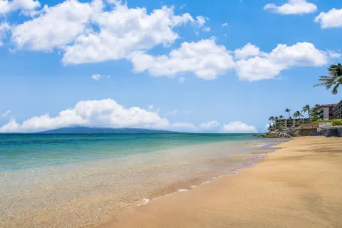 $1,100,000 | 3741 Lower Honoapiilani Road, Unit 308, Lahaina, HI 96761