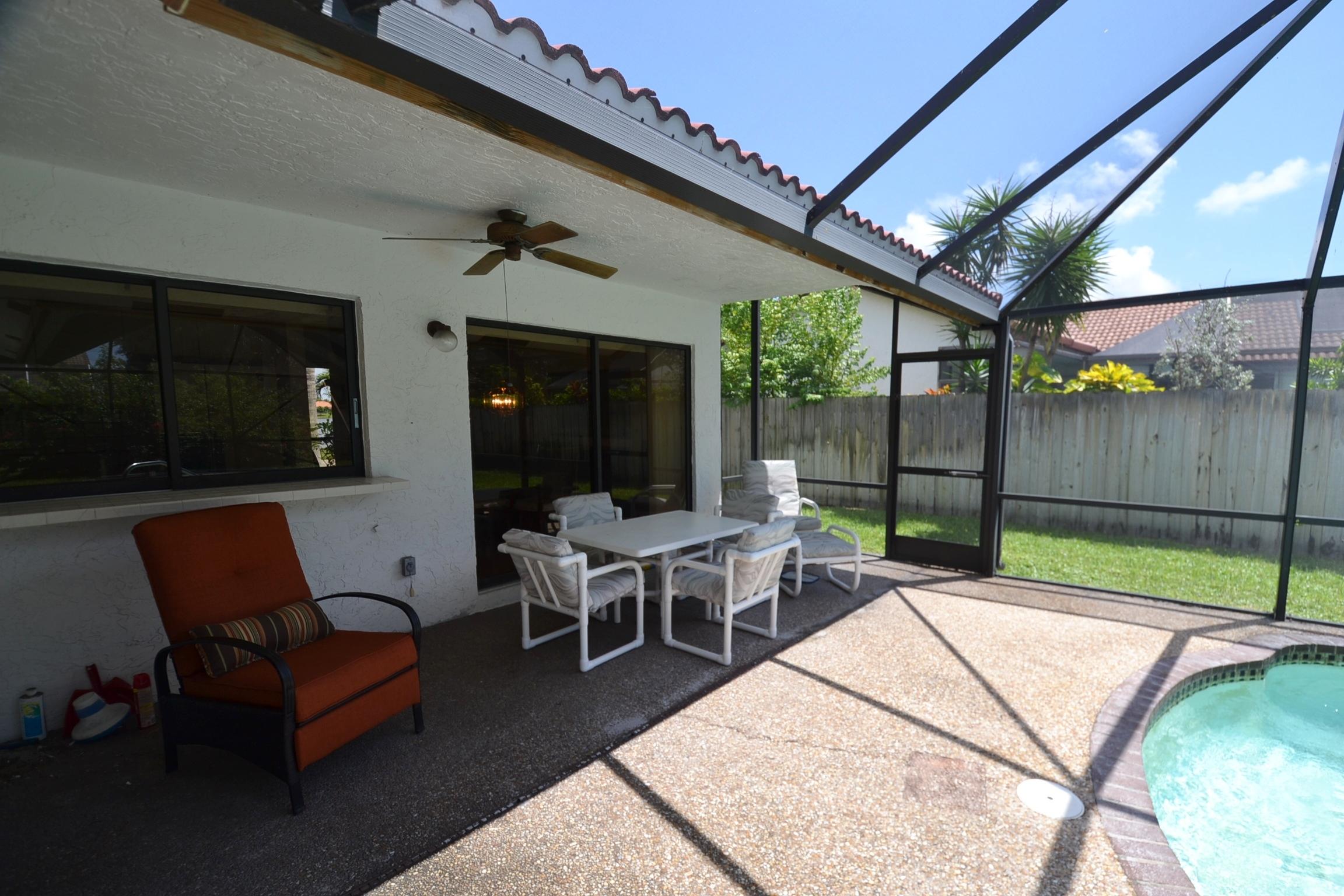 460 Northwest 70th Street Boca Raton, FL 33487 - Photo 14 of 36 porch2