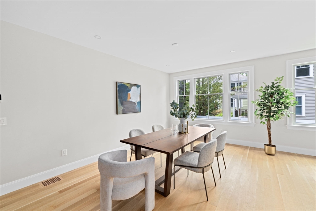 15 Glenland Road Brookline, MA 02467 - Photo 12 of 22