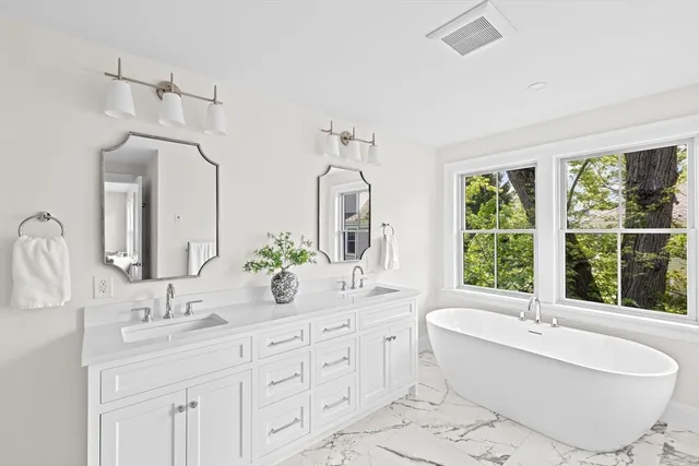 $3,749,000 | 15 Glenland Road, Brookline, MA 02467