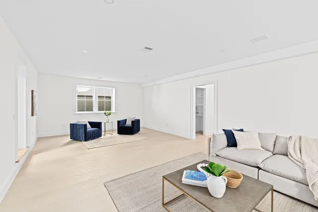 $3,749,000 | 15 Glenland Road, Brookline, MA 02467