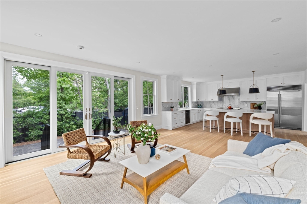 15 Glenland Road Brookline, MA 02467 - Photo 6 of 22