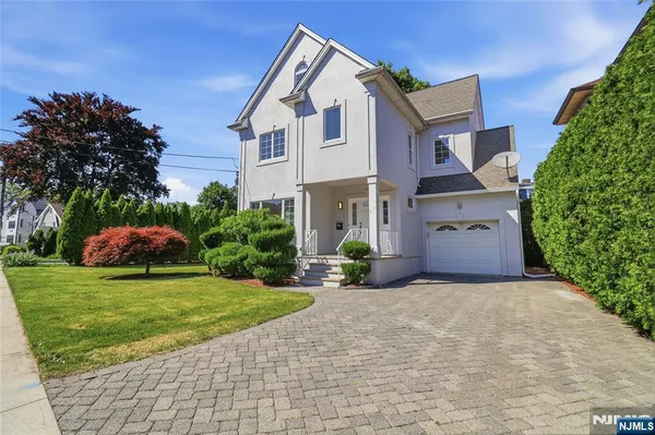 $6,100 | 519 Summit Avenue, Fort Lee, NJ 07024