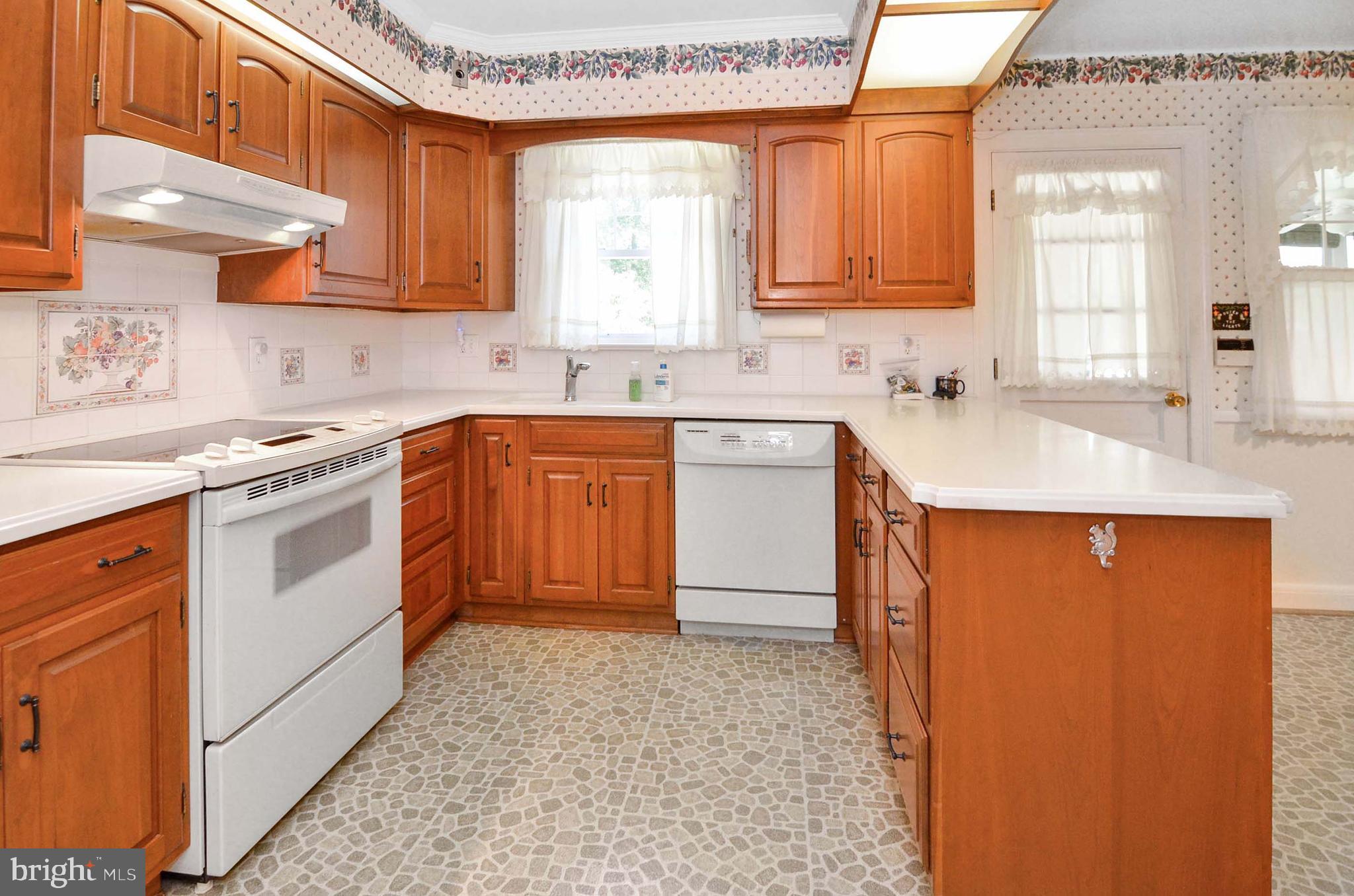 104 Pasadena Road Pasadena, MD 21122 - Photo 11 of 37 Gallery Image 11