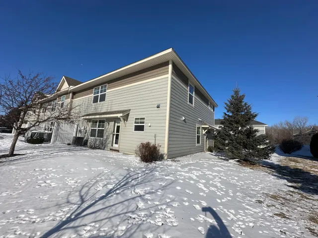 $2,499 | 3288 Red Oak Trail, Medina, MN 55340