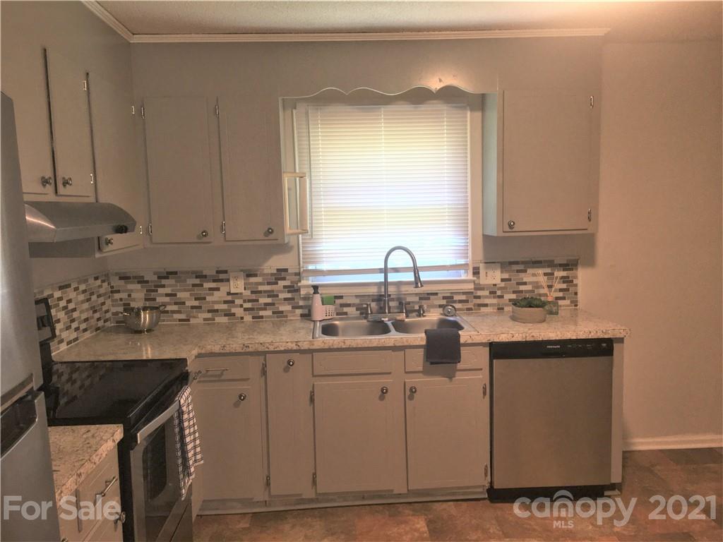 175 Lyerly Pond Road, Unit 175 Salisbury, NC 28146 - Photo 8 of 16 Gallery Image 8