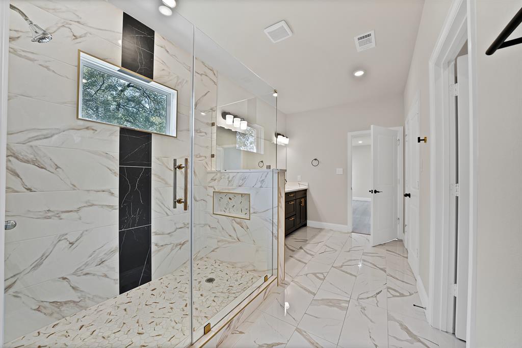 659 Holcomb Road Dallas, TX 75217 - Photo 25 of 37 Gallery Image 25