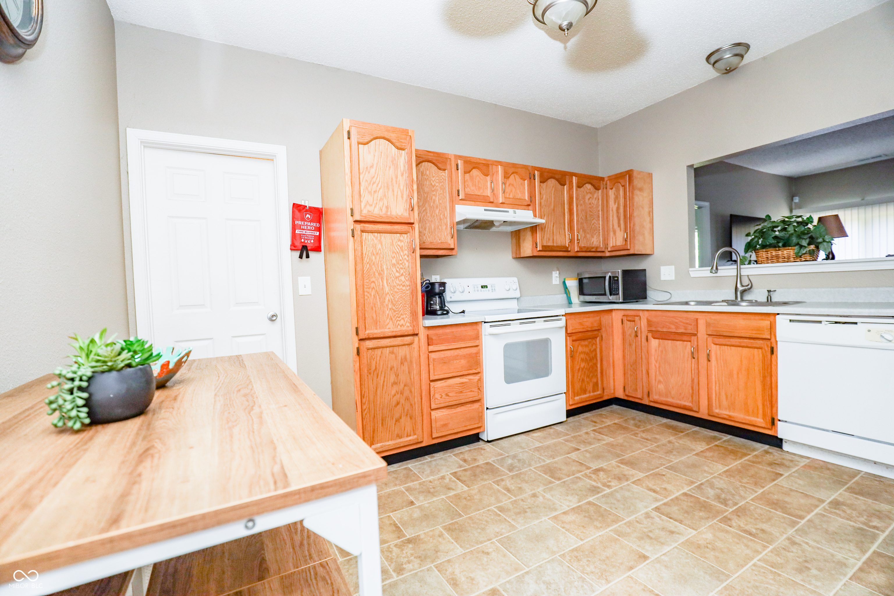 12289 Wolf Run Road Noblesville, IN 46060 - Photo 13 of 37
