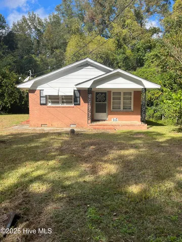 $59,900 | 421 2nd Avenue, Bennettsville, SC 29512