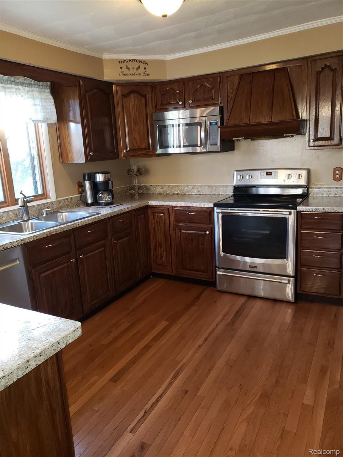 6711 Kennedy Road Munith, MI 49259 - Photo 8 of 16 7.jpg