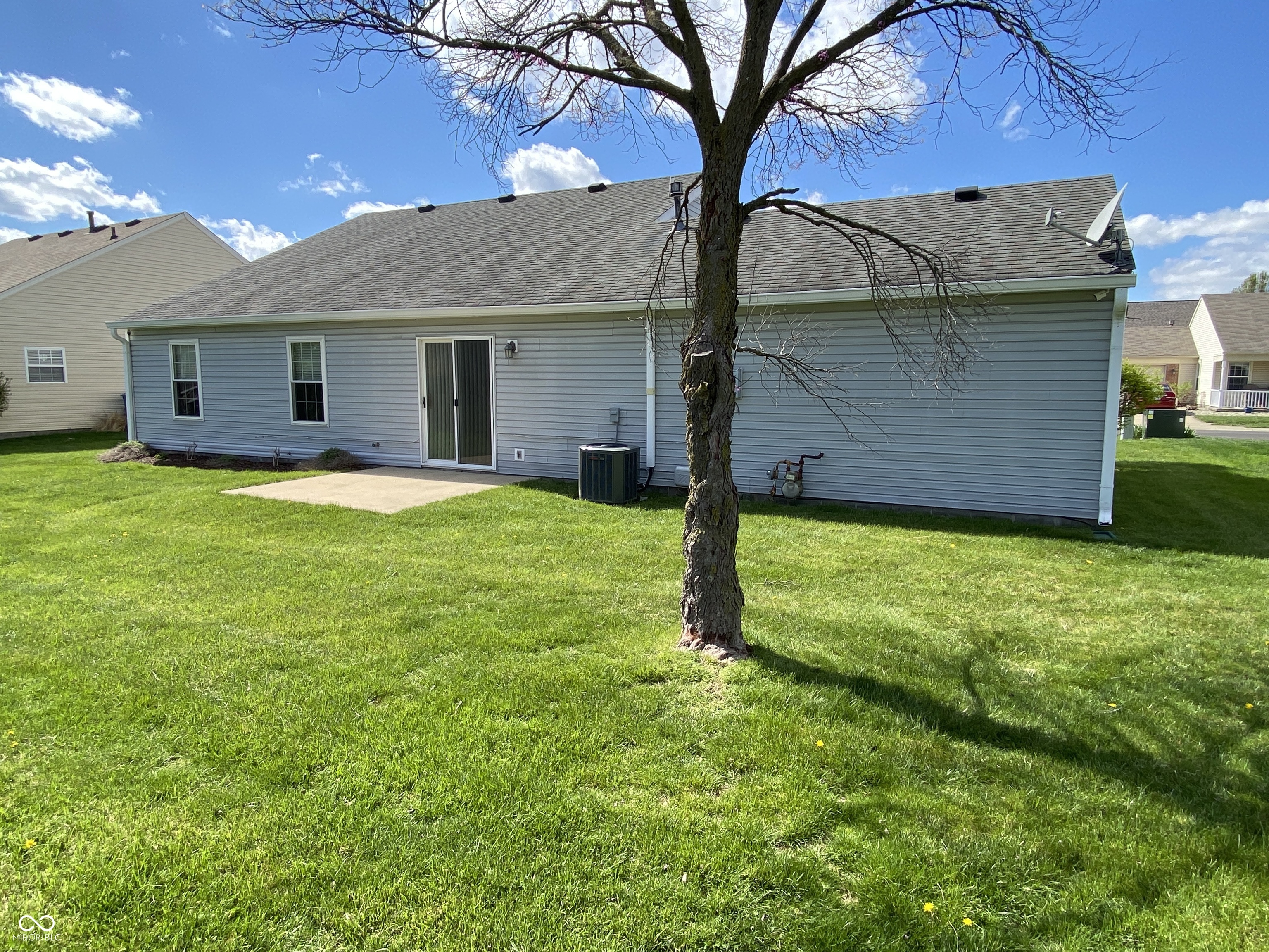11229 Spring Blossom Lane Fishers, IN 46038 - Photo 14 of 15