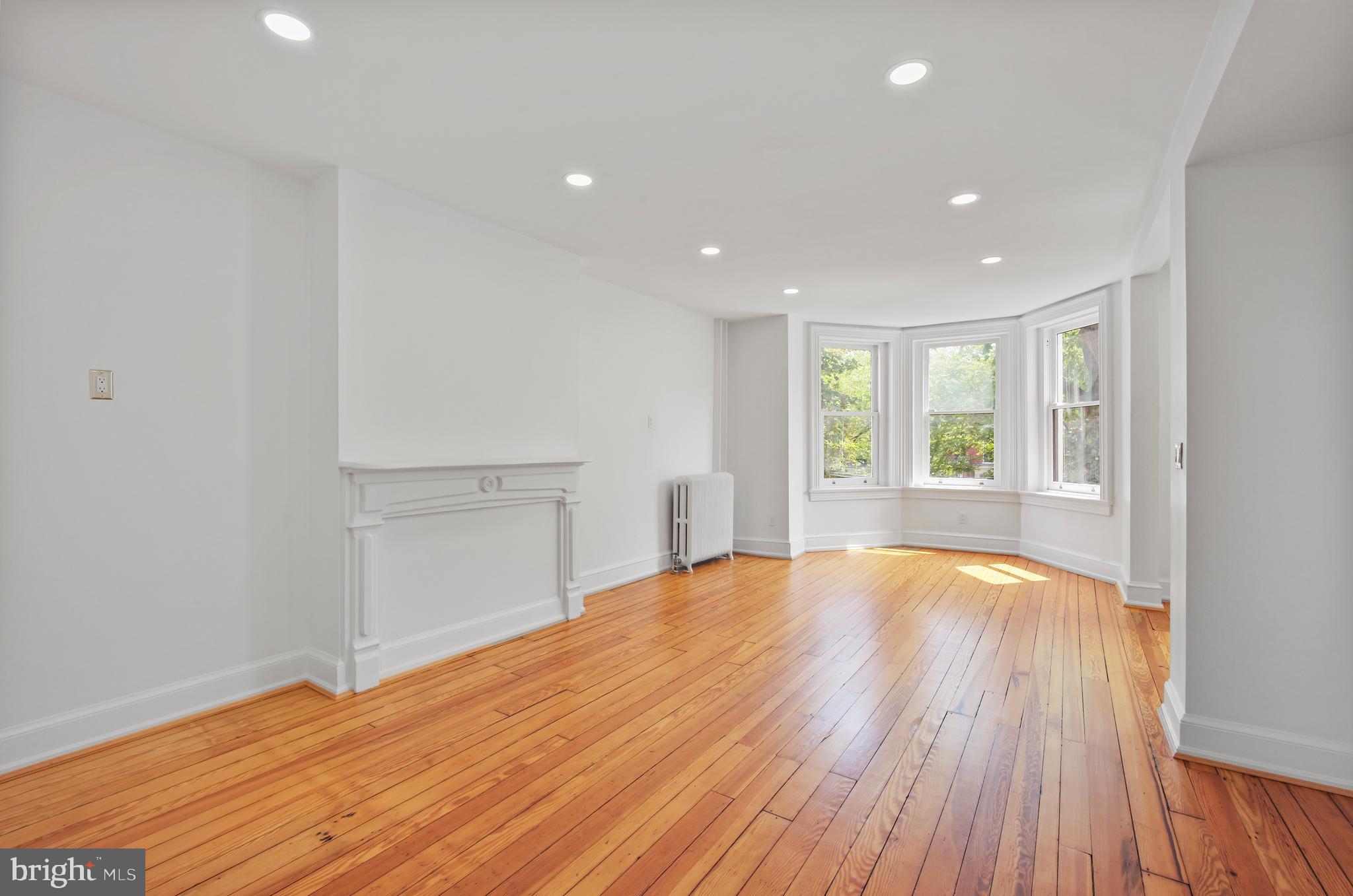 322 East Capitol Street Northeast Washington, DC 20003 - Photo 20 of 45