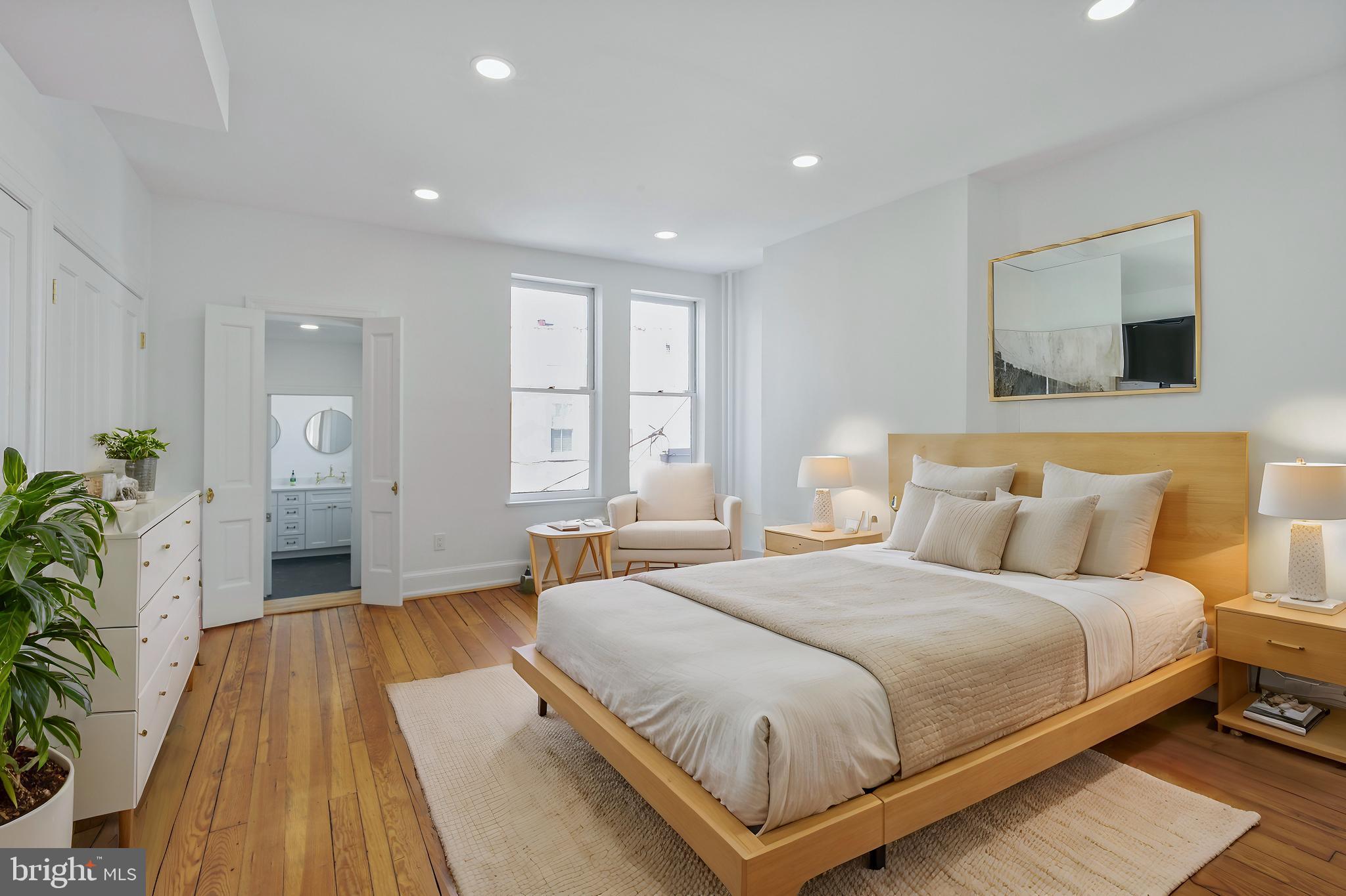 322 East Capitol Street Northeast Washington, DC 20003 - Photo 23 of 45