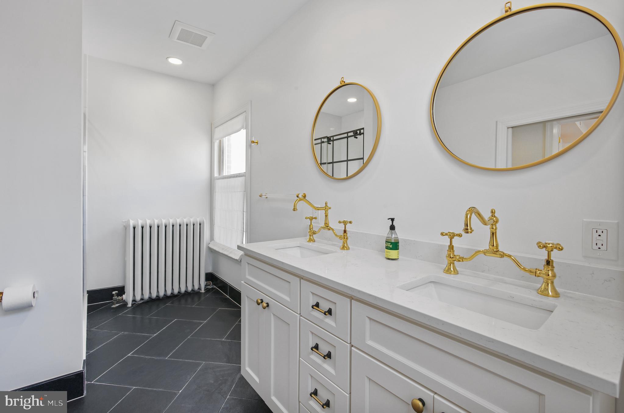 322 East Capitol Street Northeast Washington, DC 20003 - Photo 27 of 45