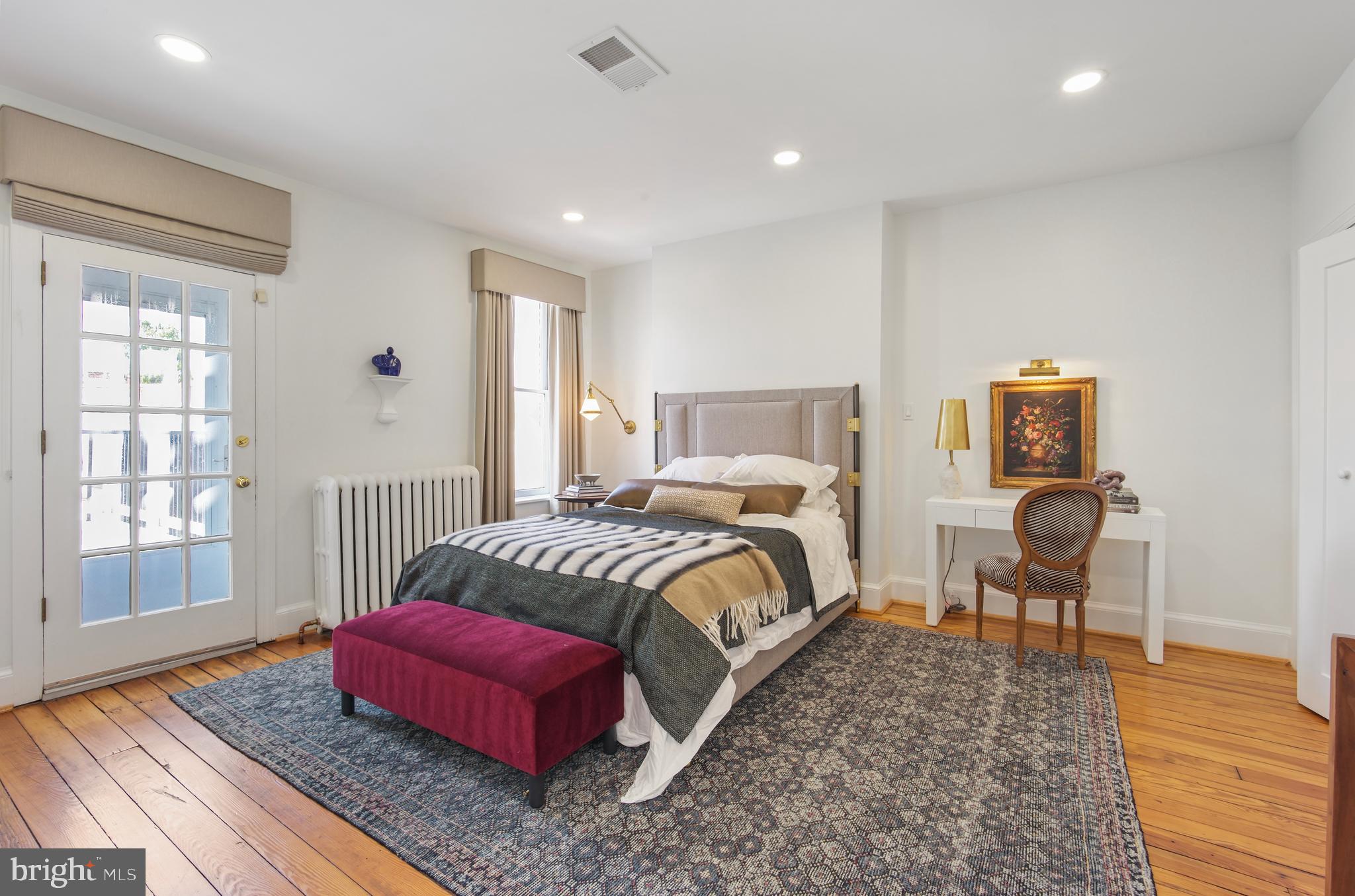 322 East Capitol Street Northeast Washington, DC 20003 - Photo 31 of 45