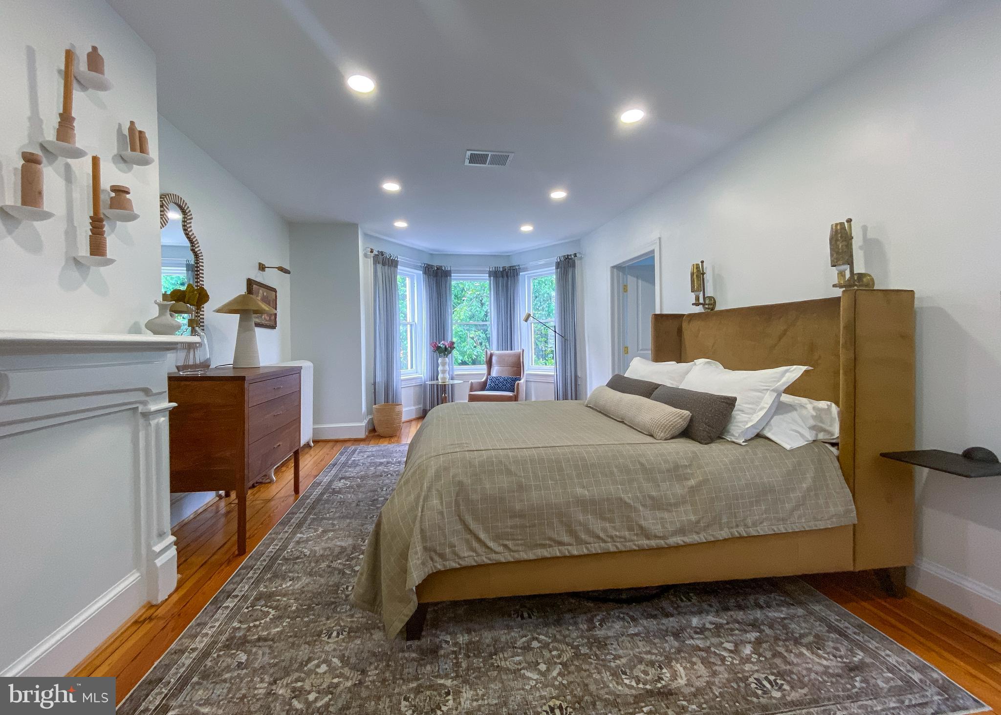 322 East Capitol Street Northeast Washington, DC 20003 - Photo 34 of 45