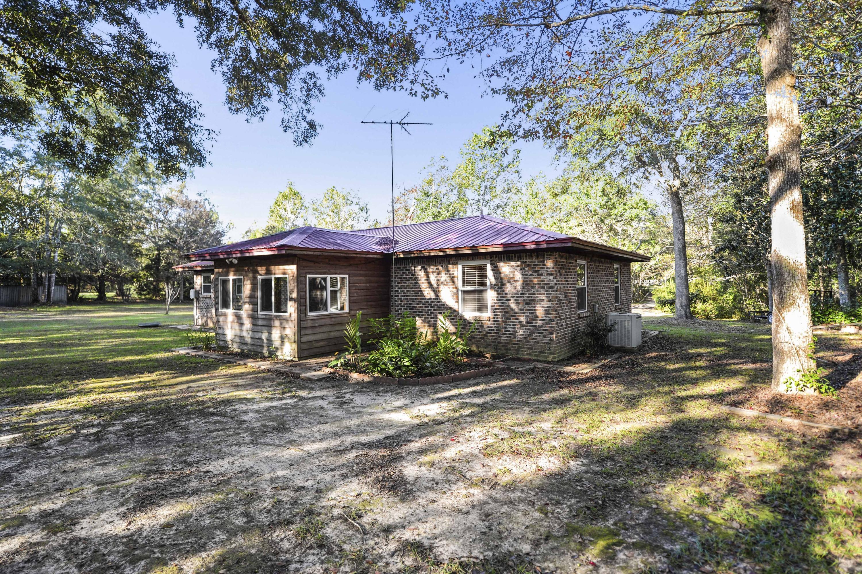 3620 Old Shell Landing Road Ocean Springs, MS 39564 - Photo 23 of 24 021 (6)