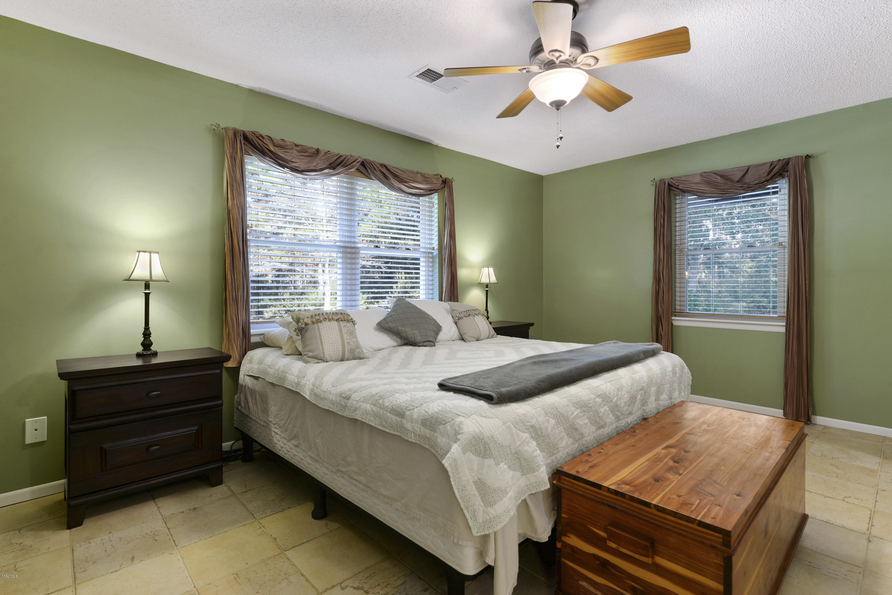 3620 Old Shell Landing Road Ocean Springs, MS 39564 - Photo 9 of 24 012 (6)