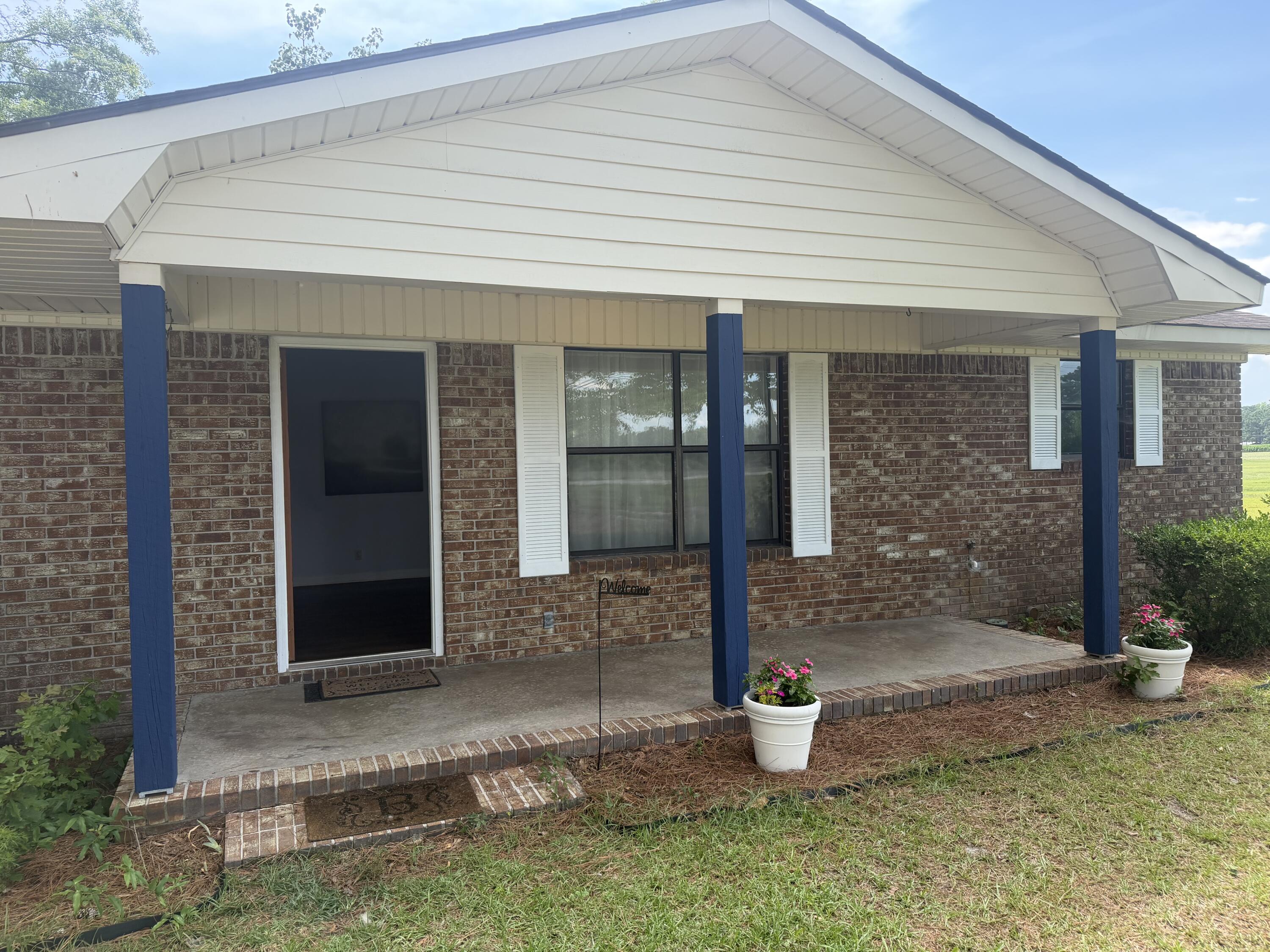 6586 Browning Gate Road Estill, SC 29918 - Photo 2 of 28