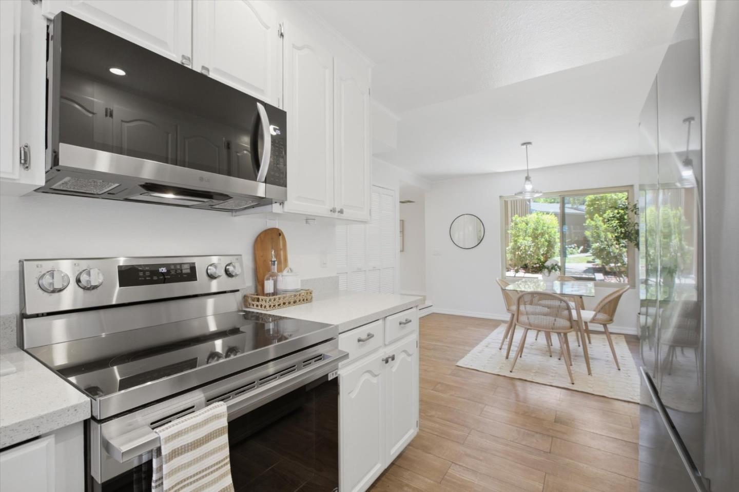 22963 Longdown Road Cupertino, CA 95014 - Photo 19 of 115 Gallery Image 19