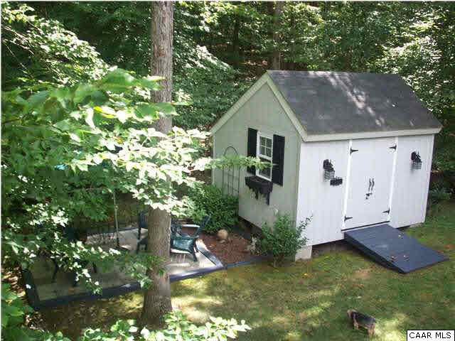 91 Riverside Drive Palmyra, VA 22963 - Photo 25 of 31 a view of house with backyard