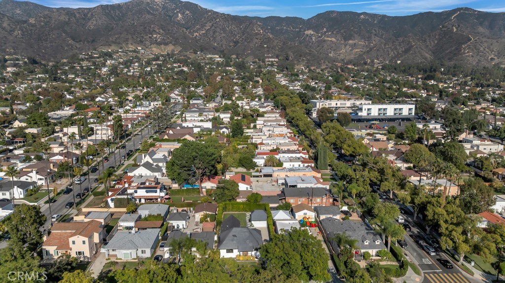 1911 West Kenneth Road Glendale, CA 91201 - Photo 38 of 38