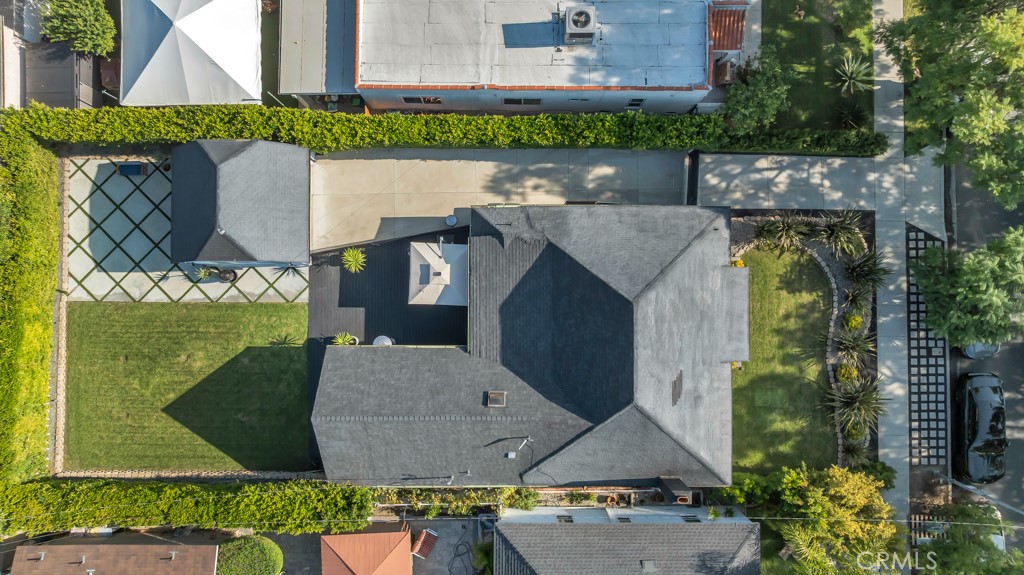 1911 West Kenneth Road Glendale, CA 91201 - Photo 6 of 38