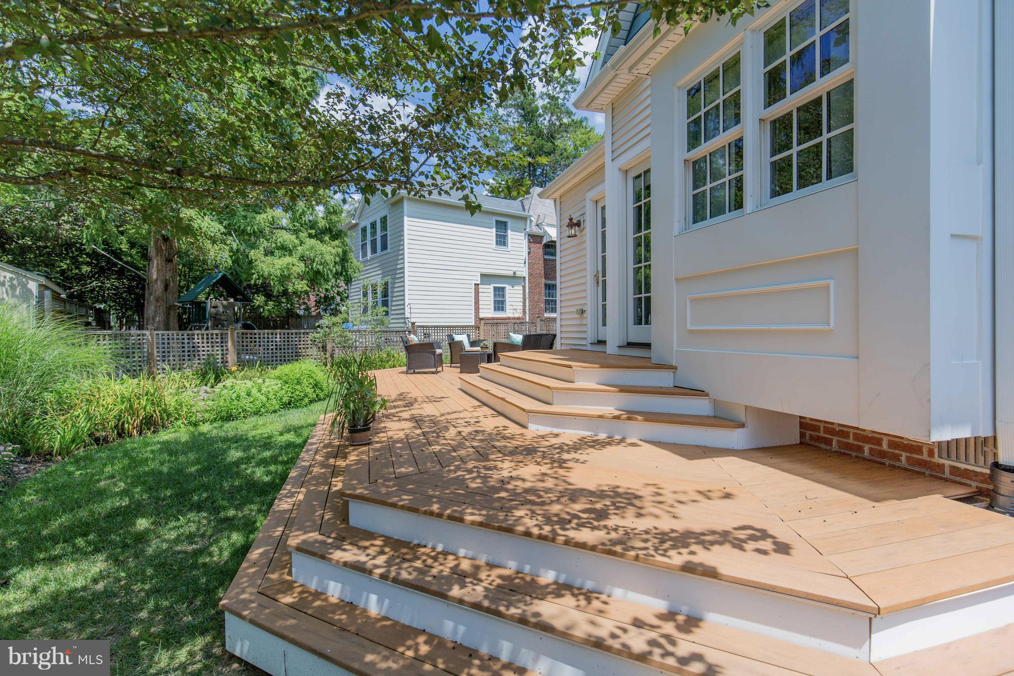 9300 Saybrook Avenue Silver Spring, MD 20901 - Photo 3 of 30 Exterior (Rear)