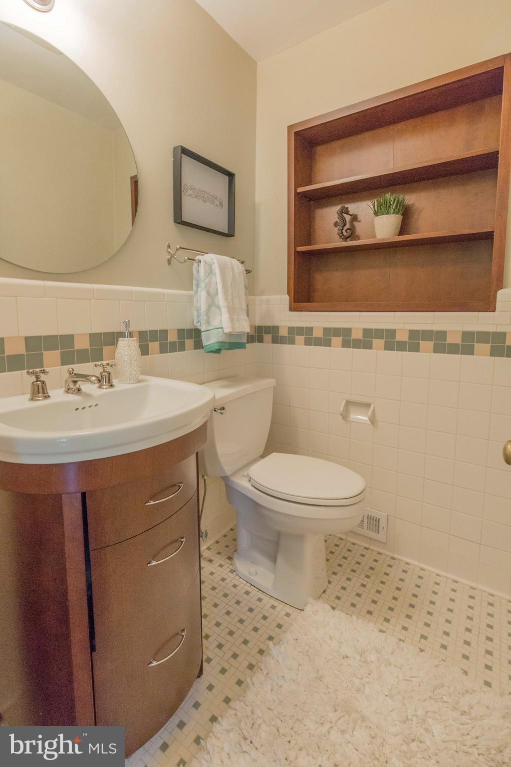 9300 Saybrook Avenue Silver Spring, MD 20901 - Photo 21 of 30 Bath