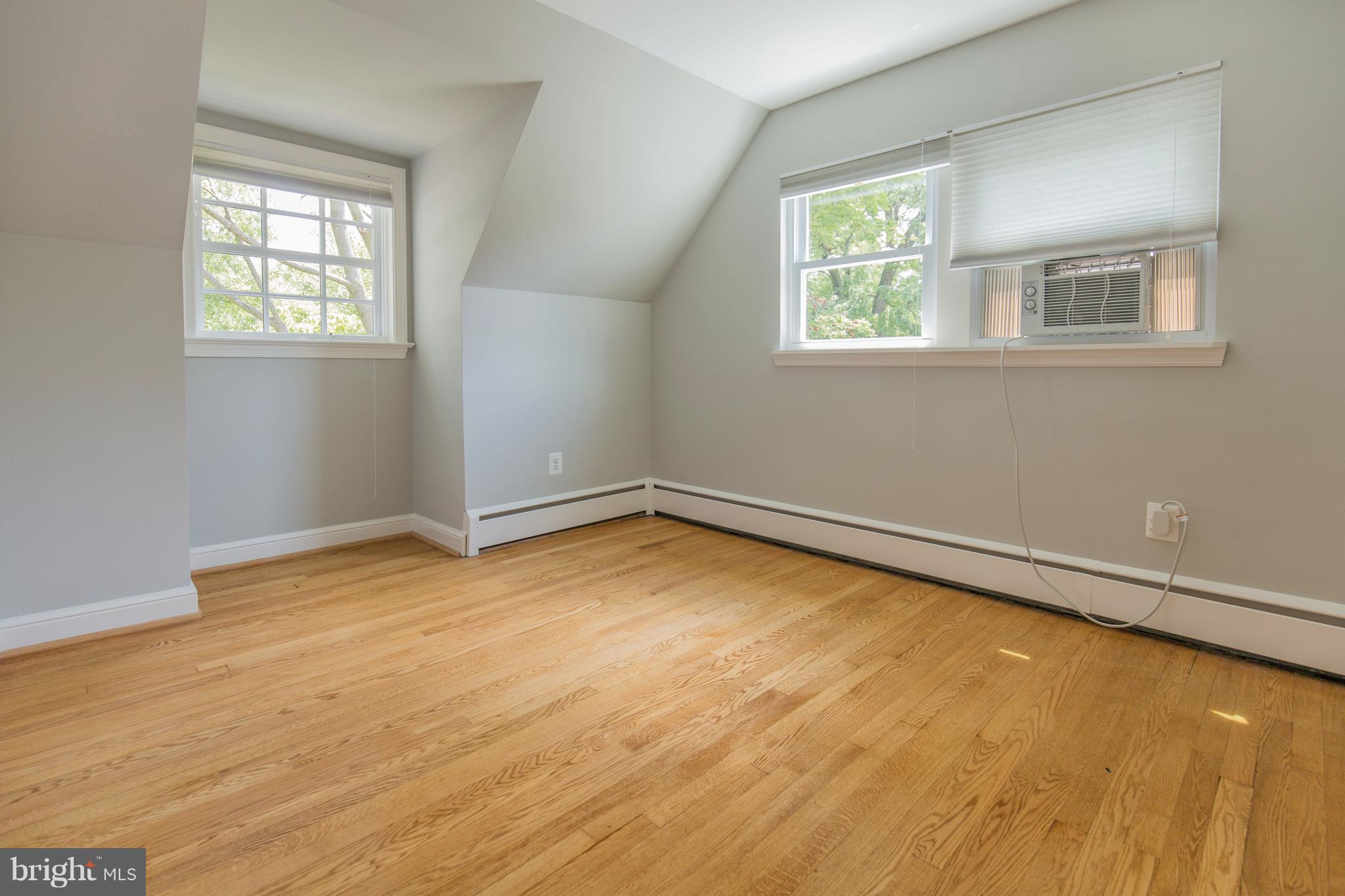 9300 Saybrook Avenue Silver Spring, MD 20901 - Photo 27 of 30 Bedroom
