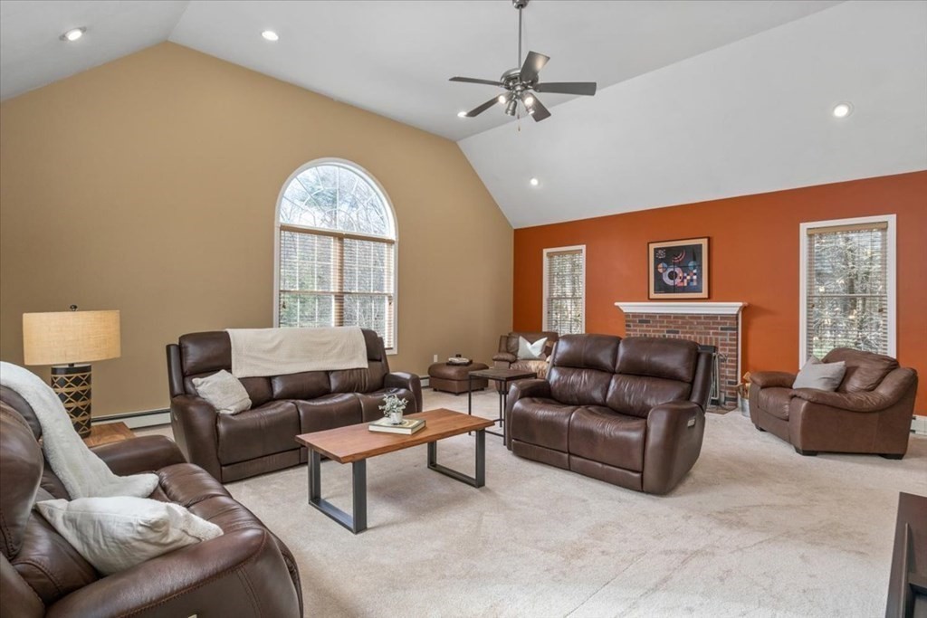 58 Meadowbrook Road Franklin, MA 02038 - Photo 15 of 42 Gallery Image 15