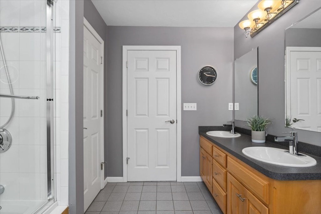 58 Meadowbrook Road Franklin, MA 02038 - Photo 22 of 42 Gallery Image 22