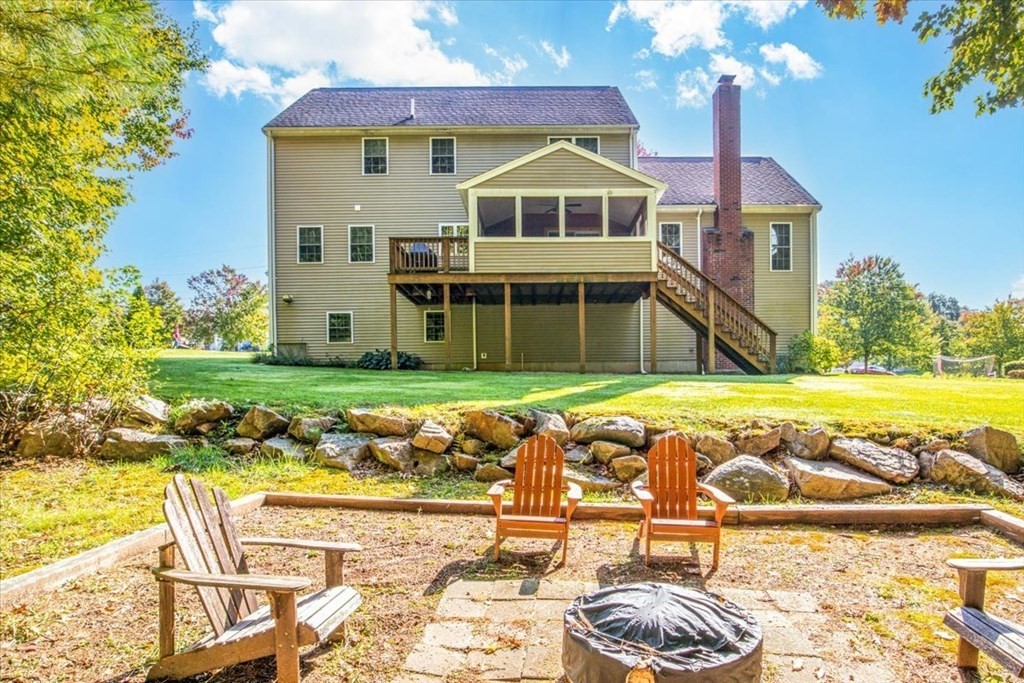 58 Meadowbrook Road Franklin, MA 02038 - Photo 39 of 42 Gallery Image 39