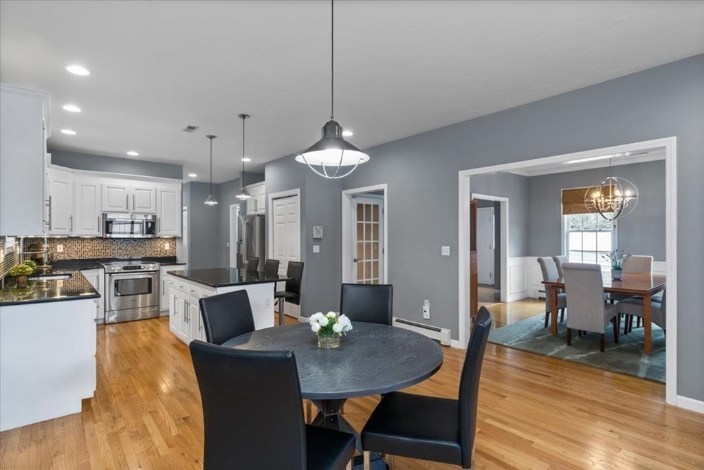 58 Meadowbrook Road Franklin, MA 02038 - Photo 6 of 42 Gallery Image 6