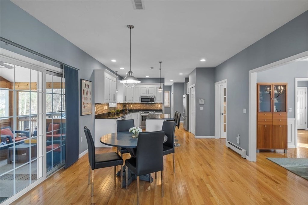 58 Meadowbrook Road Franklin, MA 02038 - Photo 7 of 42 Gallery Image 7