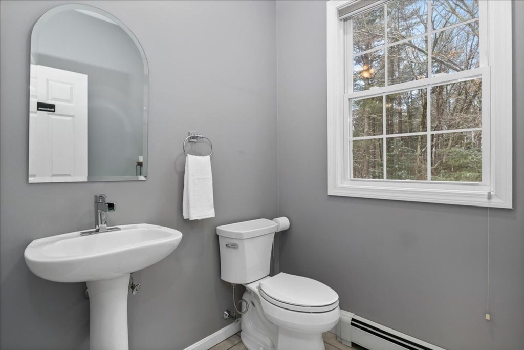 58 Meadowbrook Road Franklin, MA 02038 - Photo 10 of 42 Gallery Image 10