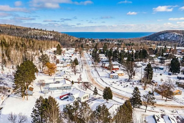 $145,000 | 52 Davis Drive, Silver Bay, MN 55614