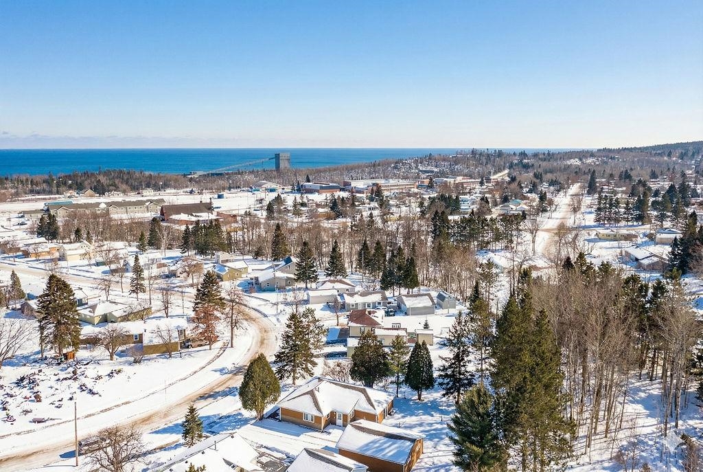 52 Davis Drive Silver Bay, MN 55614 - Photo 34 of 36