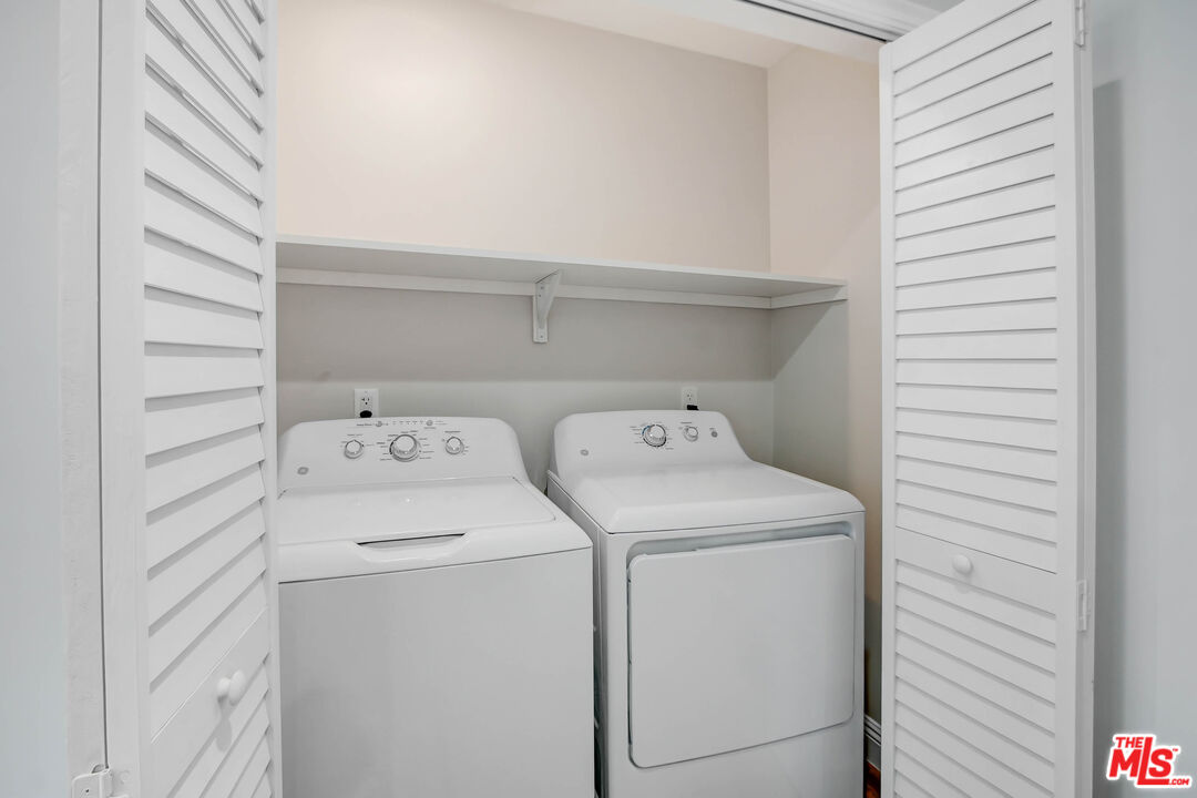 11753 Iowa Avenue, Unit 201 Los Angeles, CA 90025 - Photo 5 of 16