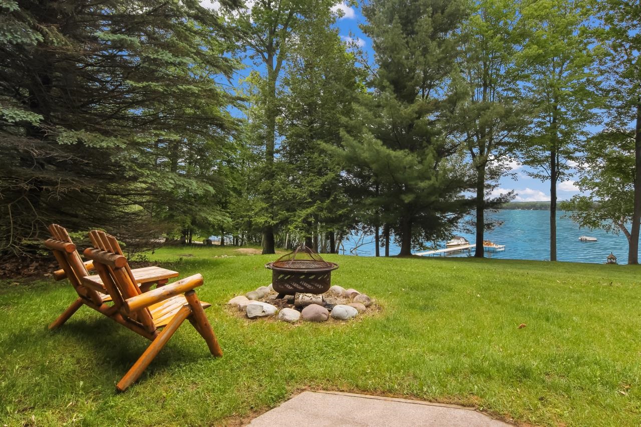 6131 Betsie River Road Interlochen, MI 49643 - Photo 3 of 35 1900860-2.JPG