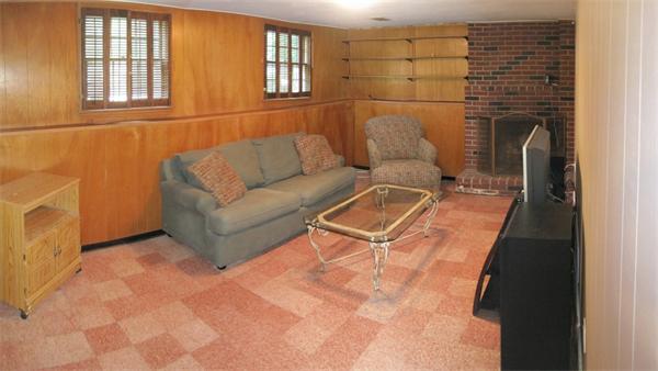 33 Berkeley Road Framingham, MA 01701 - Photo 16 of 25 Gallery Image 16