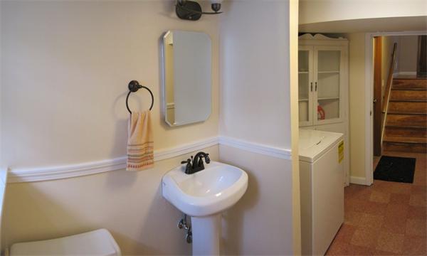 33 Berkeley Road Framingham, MA 01701 - Photo 18 of 25 Gallery Image 18