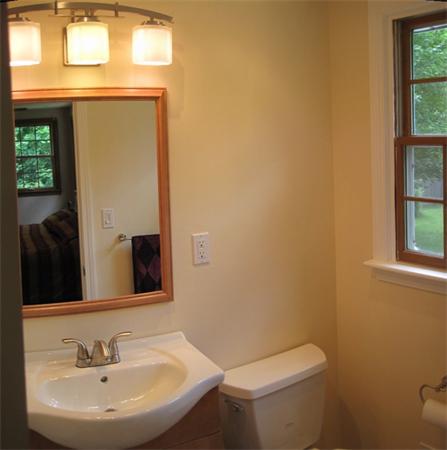 33 Berkeley Road Framingham, MA 01701 - Photo 10 of 25 Gallery Image 10